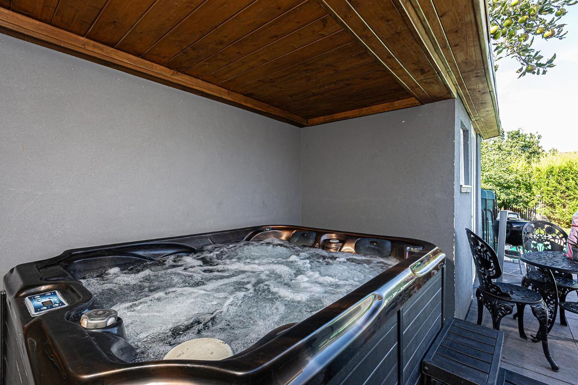 Gites Spa Strasbourg - Studio Romantique, Jacuzzi, Sauna, Terrasse Privee Furdenheim Экстерьер фото